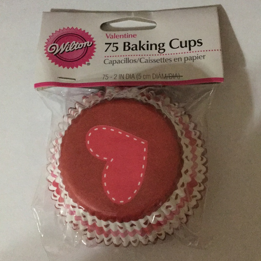 Wilton Valentine Heart Baking Cups 75 pack